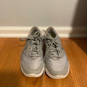 Womens grey nike sneakers size 9.5
